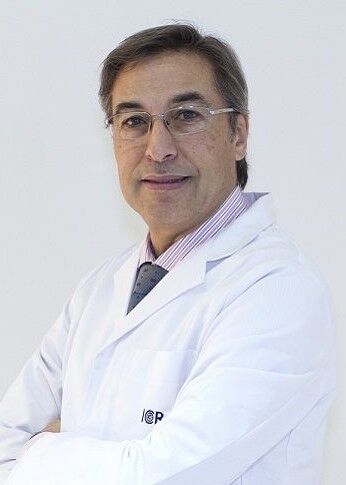 Doctor Dermatologoa Alberto Lahera León